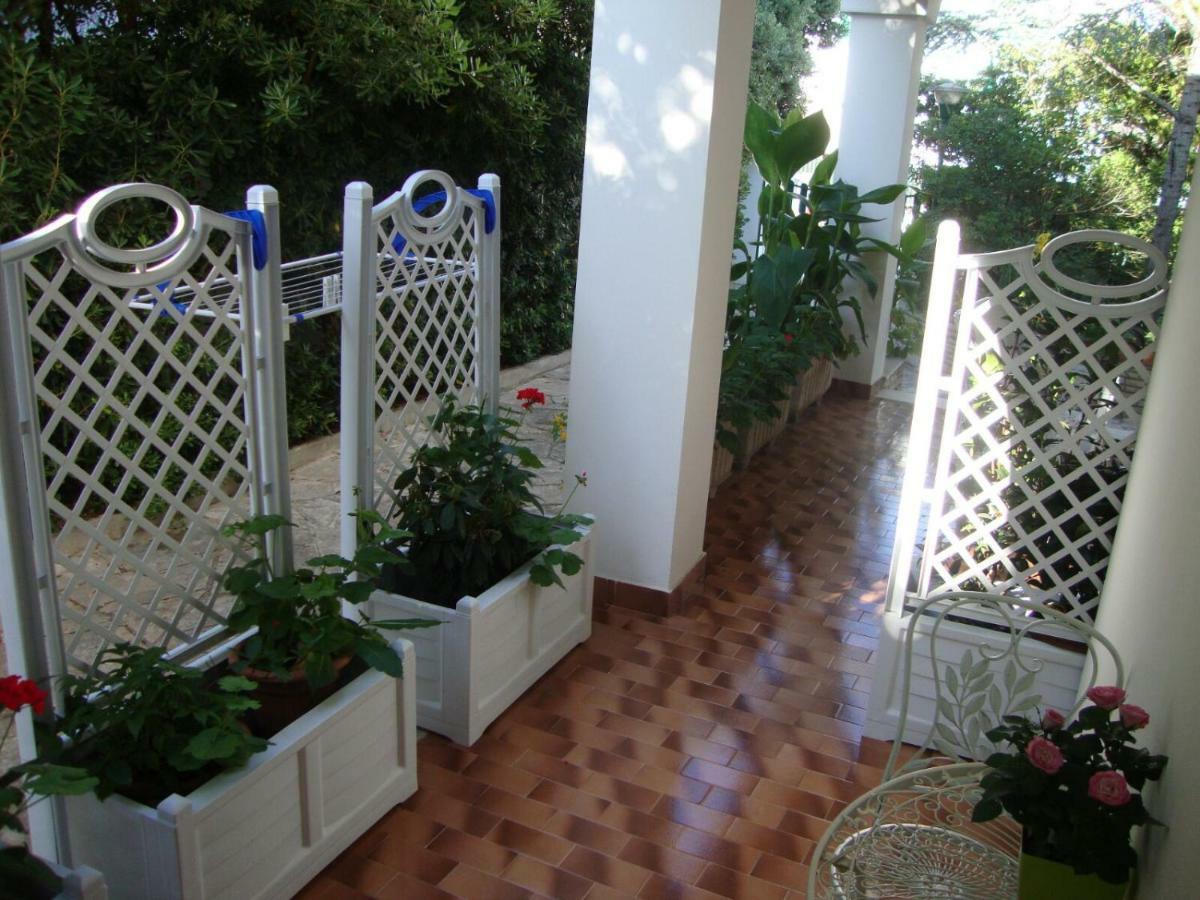 B&B Il Villino Torre Dell'Orso Exterior foto